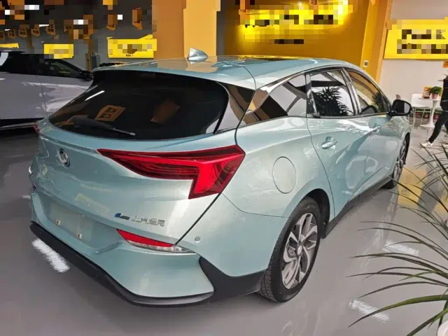Buick Velite 6 — Фото автомобиля 6