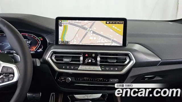 BMW X4 xDrive20i M Sport Pro Special Edition — Фото автомобиля 13