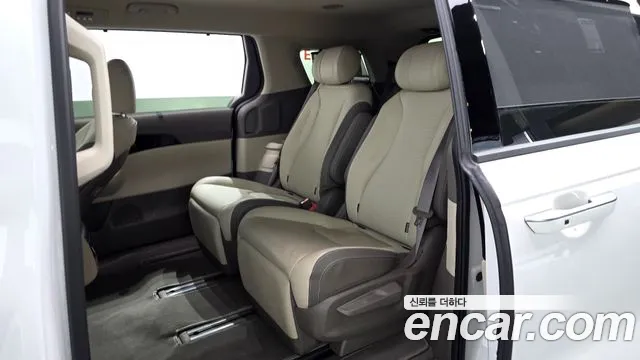 Kia Carnival 4th Gen — Фото автомобиля 18