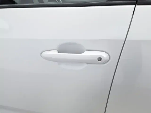 Toyota Wildlander — Фото автомобиля 18