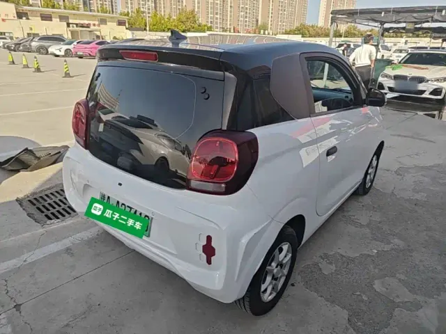 Roewe Clever — Фото автомобиля 6