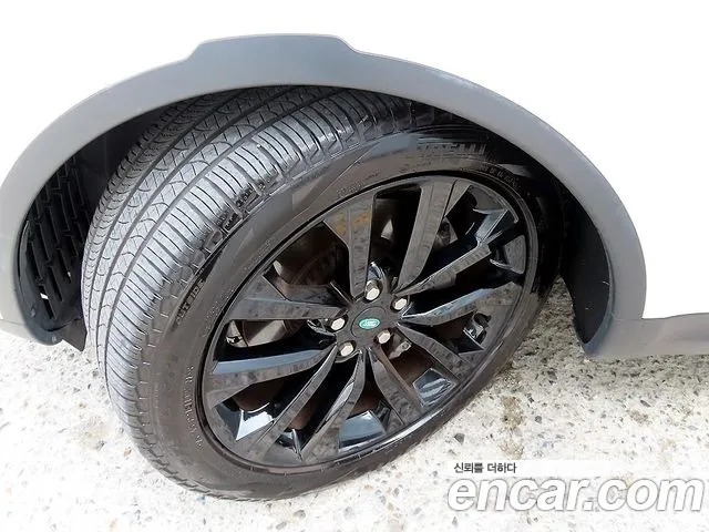 Land Rover Discovery — Фото автомобиля 20