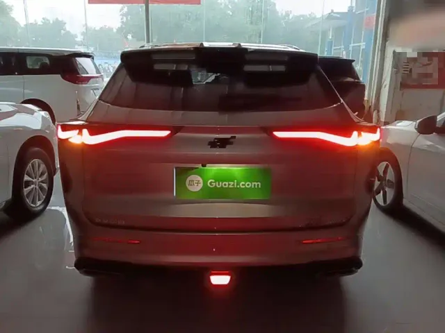 Changan Z6 — Фото автомобиля 5