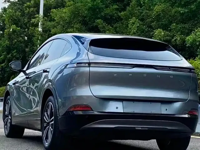 Xpeng G6 — Фото автомобиля 9