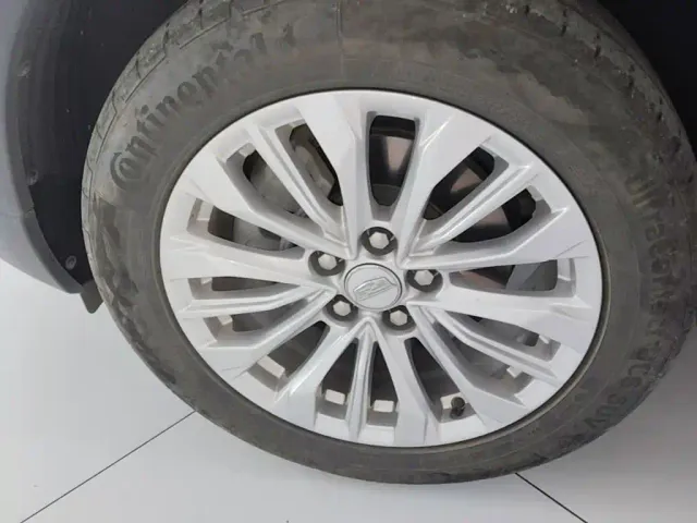 Cadillac XT4 — Фото автомобиля 22
