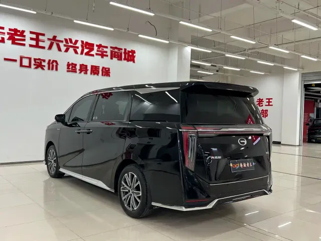 GAC Trumpchi M8 — Фото автомобиля 15