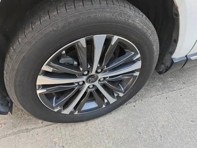 Toyota Venza — Фото автомобиля 22