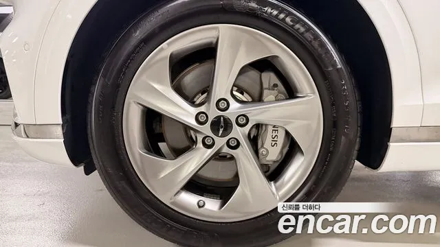 Genesis GV70 — Фото автомобиля 5