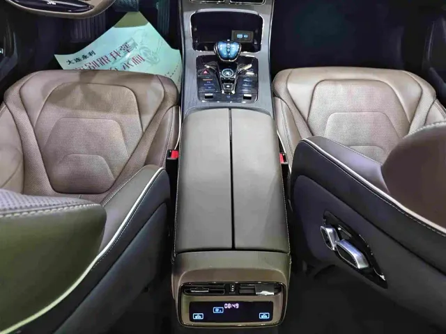 BYD Han — Фото автомобиля 9
