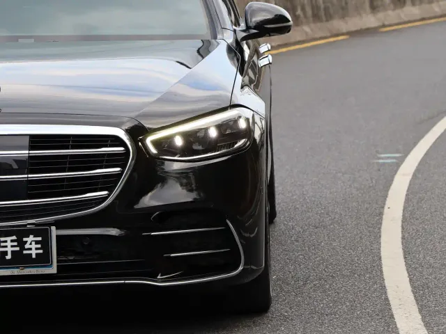 Mercedes-Benz S-Class — Фото автомобиля 9