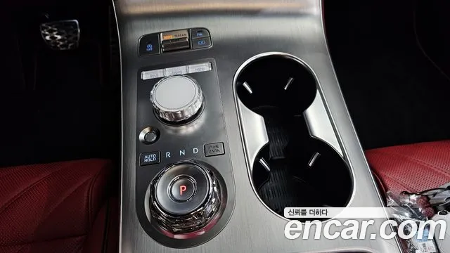 Genesis GV70 3.5T Бензин AWD — Фото автомобиля 7
