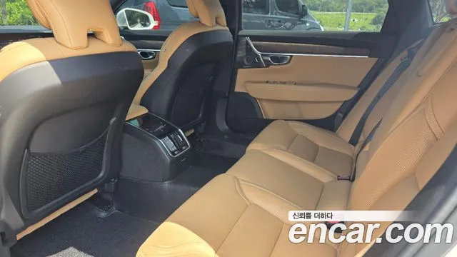 Volvo S90 — Фото автомобиля 8