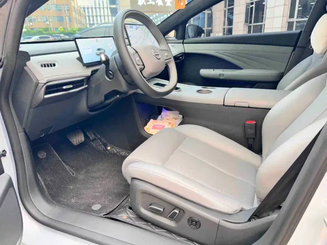 Nissan N7 — Фото автомобиля 9
