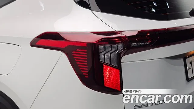 Kia Seltos New — Фото автомобиля 8