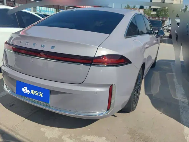 Roewe M7 DMH — Фото автомобиля 3