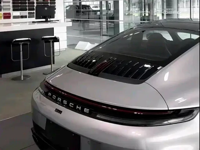 Porsche 911 — Фото автомобиля 9