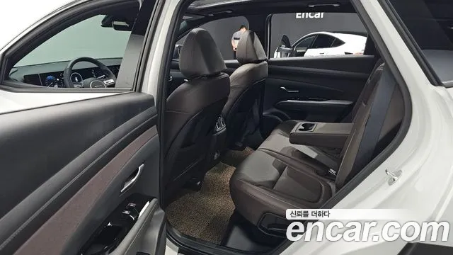 Hyundai Tucson Новый Tucson (NX4) Бензин 1.6 турбо 2WD — Фото автомобиля 10