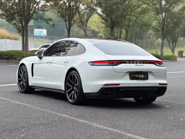 Porsche Panamera — Фото автомобиля 6