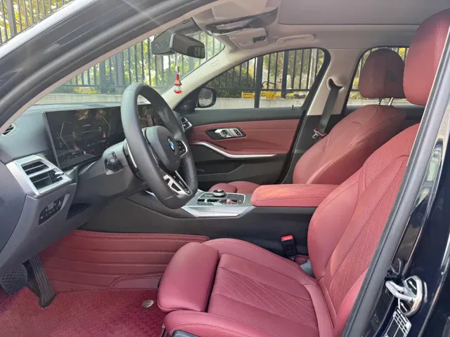 BMW 3 Series — Фото автомобиля 9