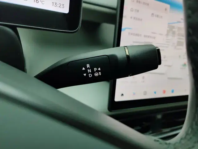 Leapmotor Lafa 5 — Фото автомобиля 16