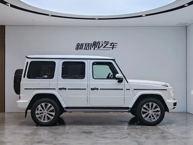 Mercedes-Benz G-Class — Фото автомобиля 6