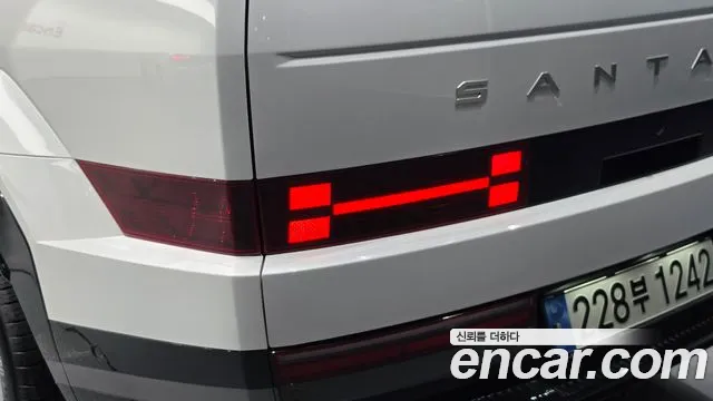 Hyundai Santafe Santa Fe (MX5) — Фото автомобиля 21