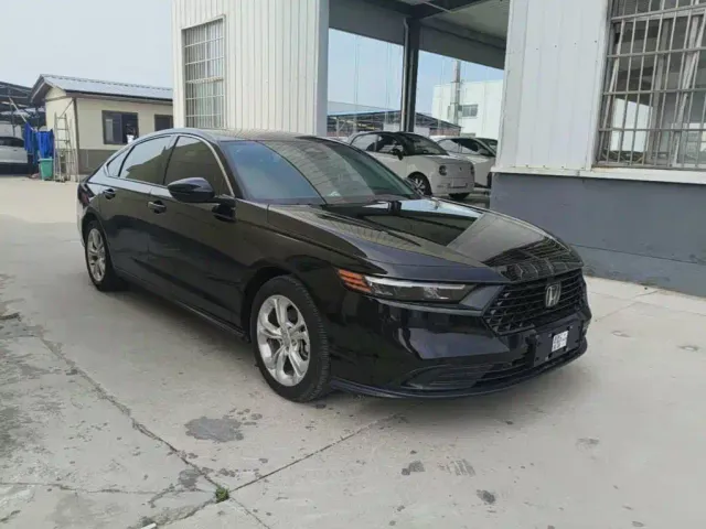Honda Accord — Фото автомобиля 21