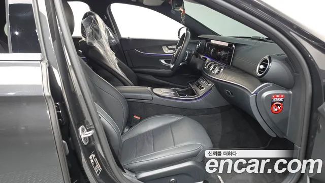 Mercedes-Benz E-Class W213 — Фото автомобиля 16