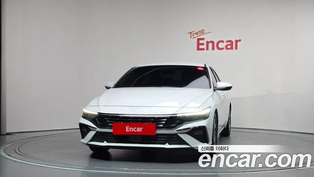 Hyundai AVANTE Новый Avante (CN7) — Фото автомобиля 3