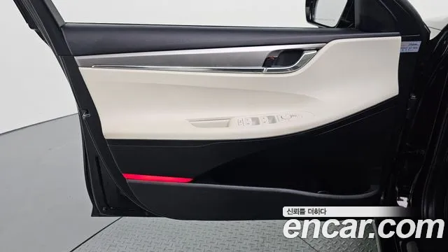 Hyundai Grandeur New — Фото автомобиля 13