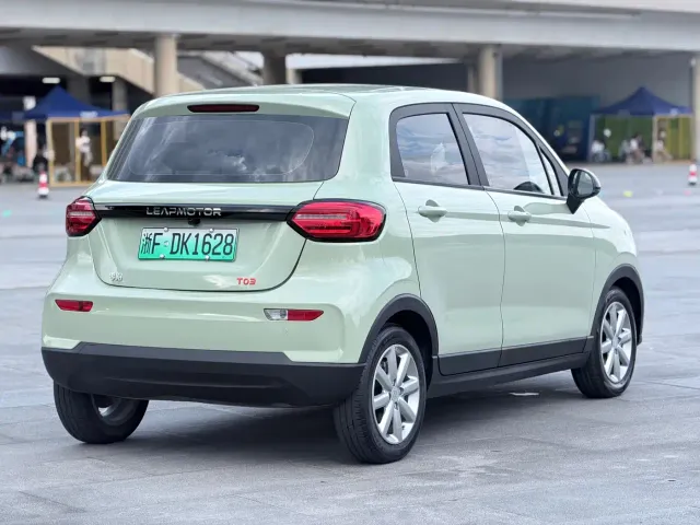 Leapmotor T03 — Фото автомобиля 4