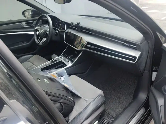 Audi A6L — Фото автомобиля 8