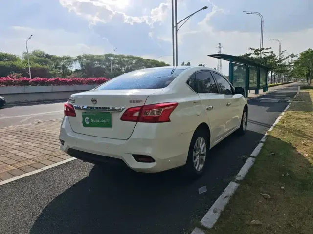 Nissan Sylphy — Фото автомобиля 5