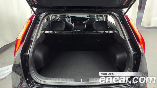 Kia Niro The All New Niro Trendy — Фото автомобиля 16