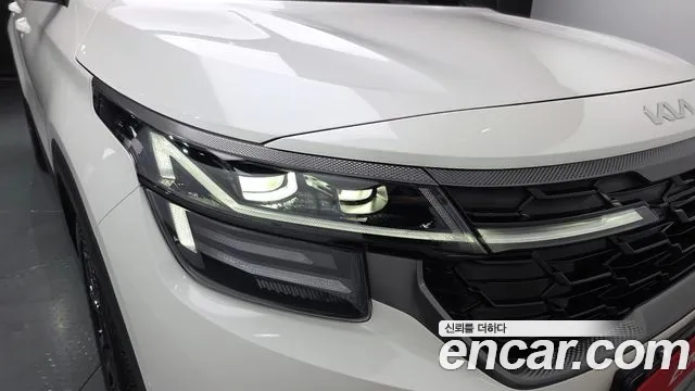 Kia Seltos — Фото автомобиля 7