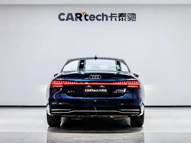 Audi A7L — Фото автомобиля 22