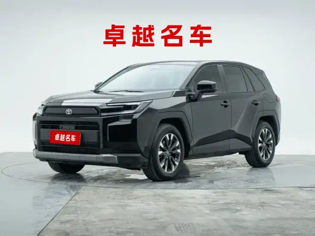 Фотография автомобиля — Toyota RAV4