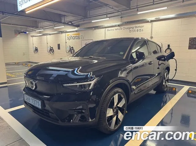 Фотография автомобиля — Volvo C40 C40 Recharge