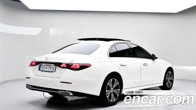 Mercedes-Benz E-Class W214 — Фото автомобиля 3
