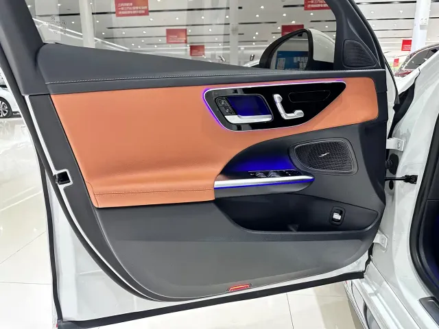 Mercedes-Benz C-Class — Фото автомобиля 11