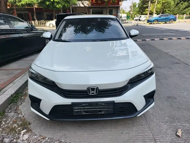 Honda Civic — Фото автомобиля 2