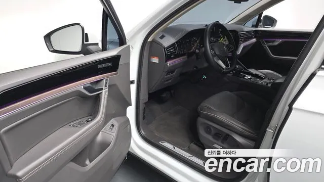 Volkswagen Touareg Touareg 3 поколение 3.0 TDI Prestige — Фото автомобиля 9