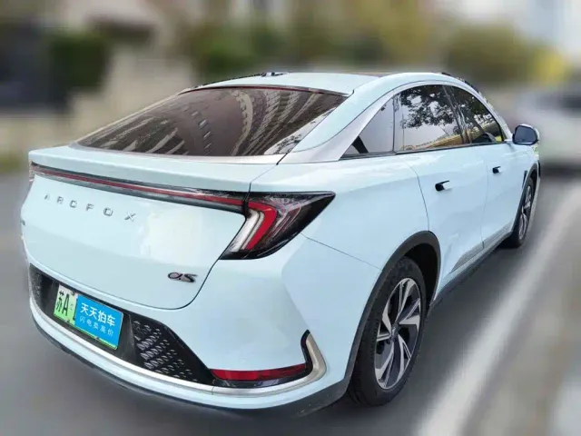 ARCFOX Arcfox Alpha S 2022 Model 525S 160kW — Фото автомобиля 2