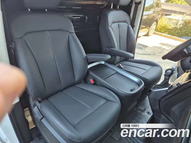 Hyundai Staria — Фото автомобиля 18