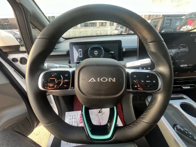 GAC Aion Y — Фото автомобиля 11