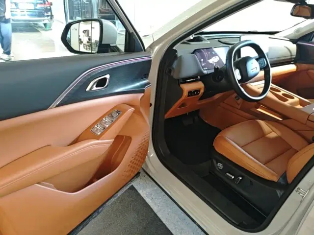 Haval Xiaolong MAX — Фото автомобиля 15