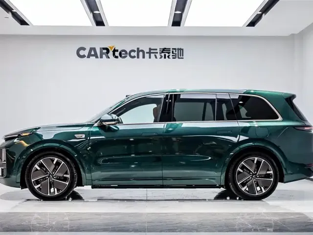 Li Auto L9 — Фото автомобиля 7