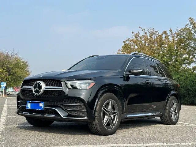 Фотография автомобиля — Mercedes-Benz GLE-Class