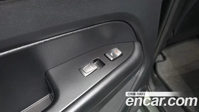 KG_Mobility_Ssangyong Rexton Новый Rexton Sport Khan Дизель 2.2 4WD — Фото автомобиля 16