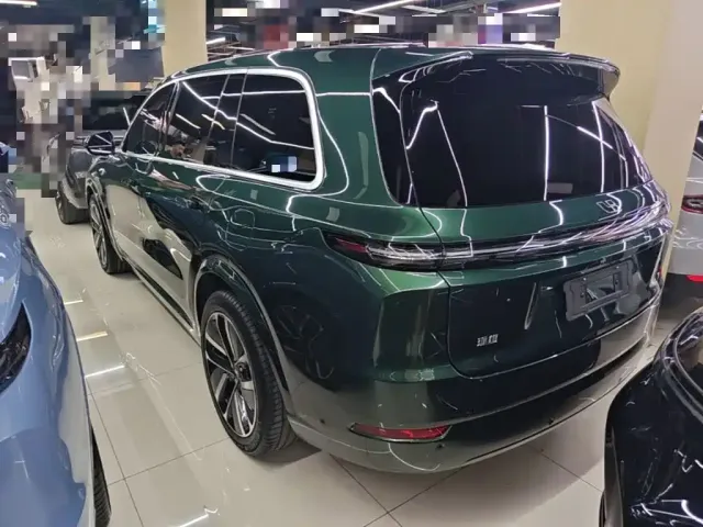 Li Auto L9 — Фото автомобиля 4